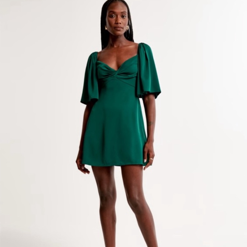 Abercrombie dress/skort (shorts but in) romper - green size large